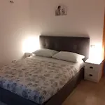 House San Gennaro Nyaraló